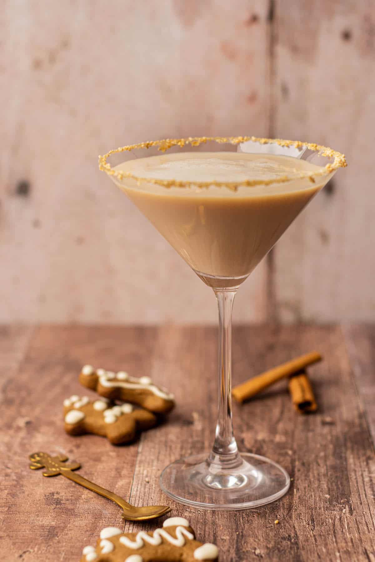 side view of a gingerbread martini.